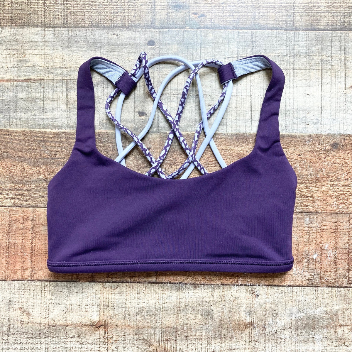 Lululemon Strappy sports bra 2024 size 8 purple camo