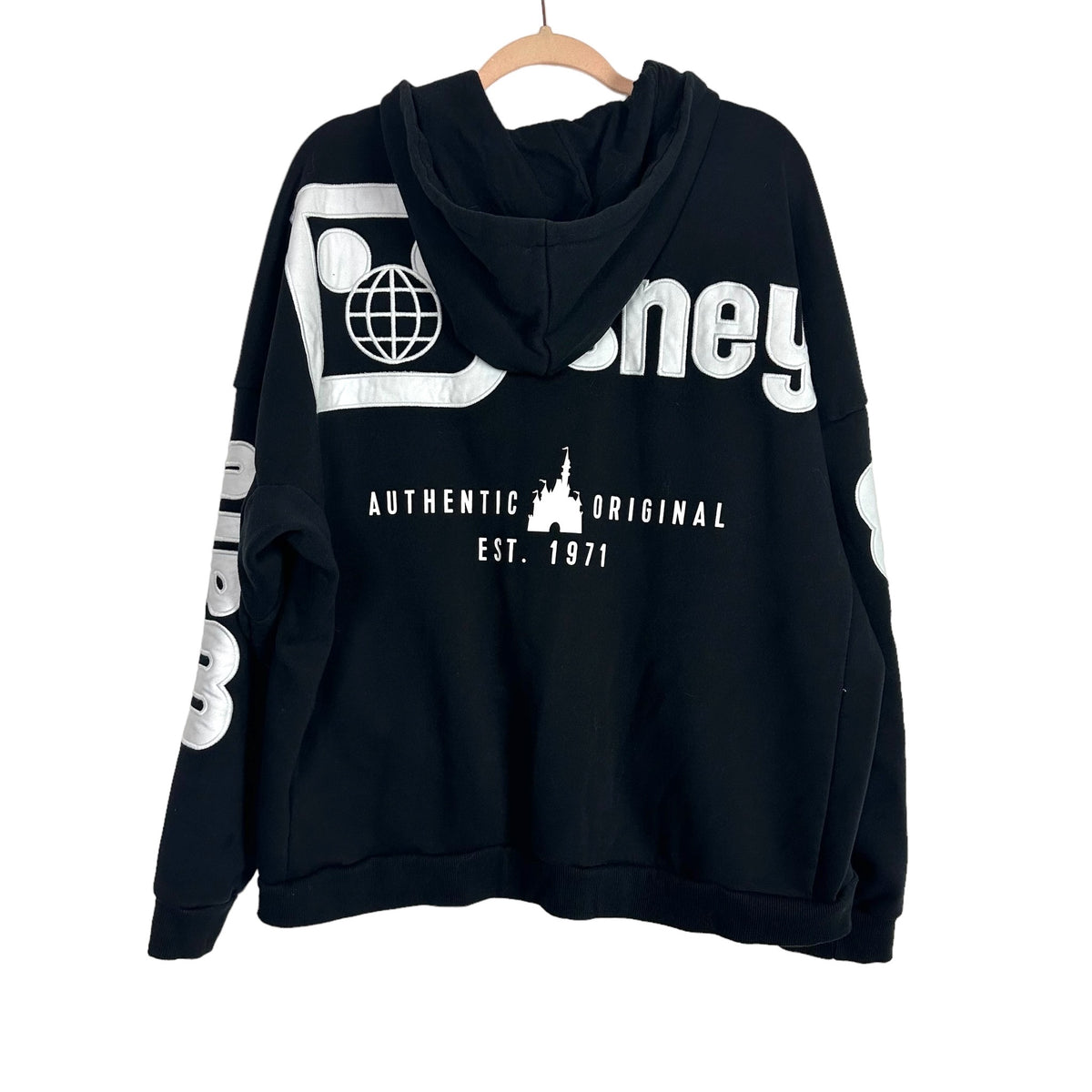 CA081C13-7C8E-401B-8AE7-