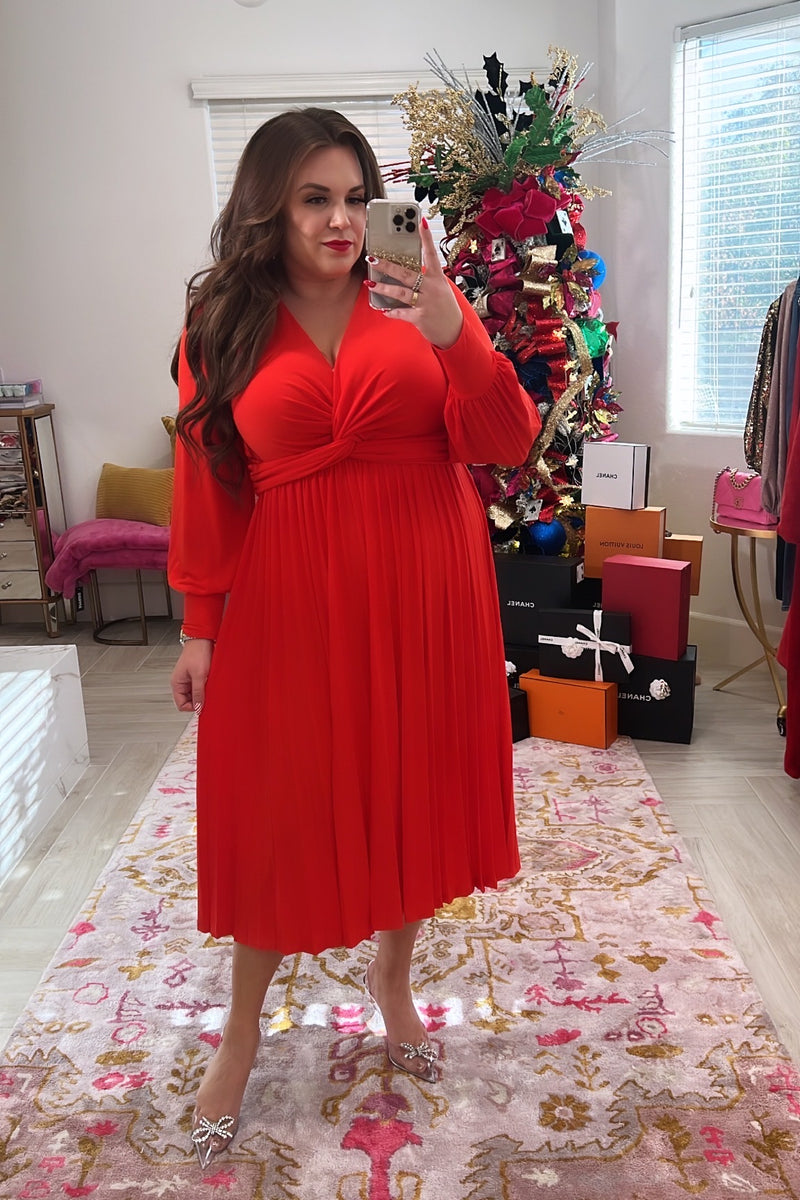 Eloquii Red Knot Front Pleated Skirt Long Sleeve Dress NWT- Size 14 – The  Saved Collection