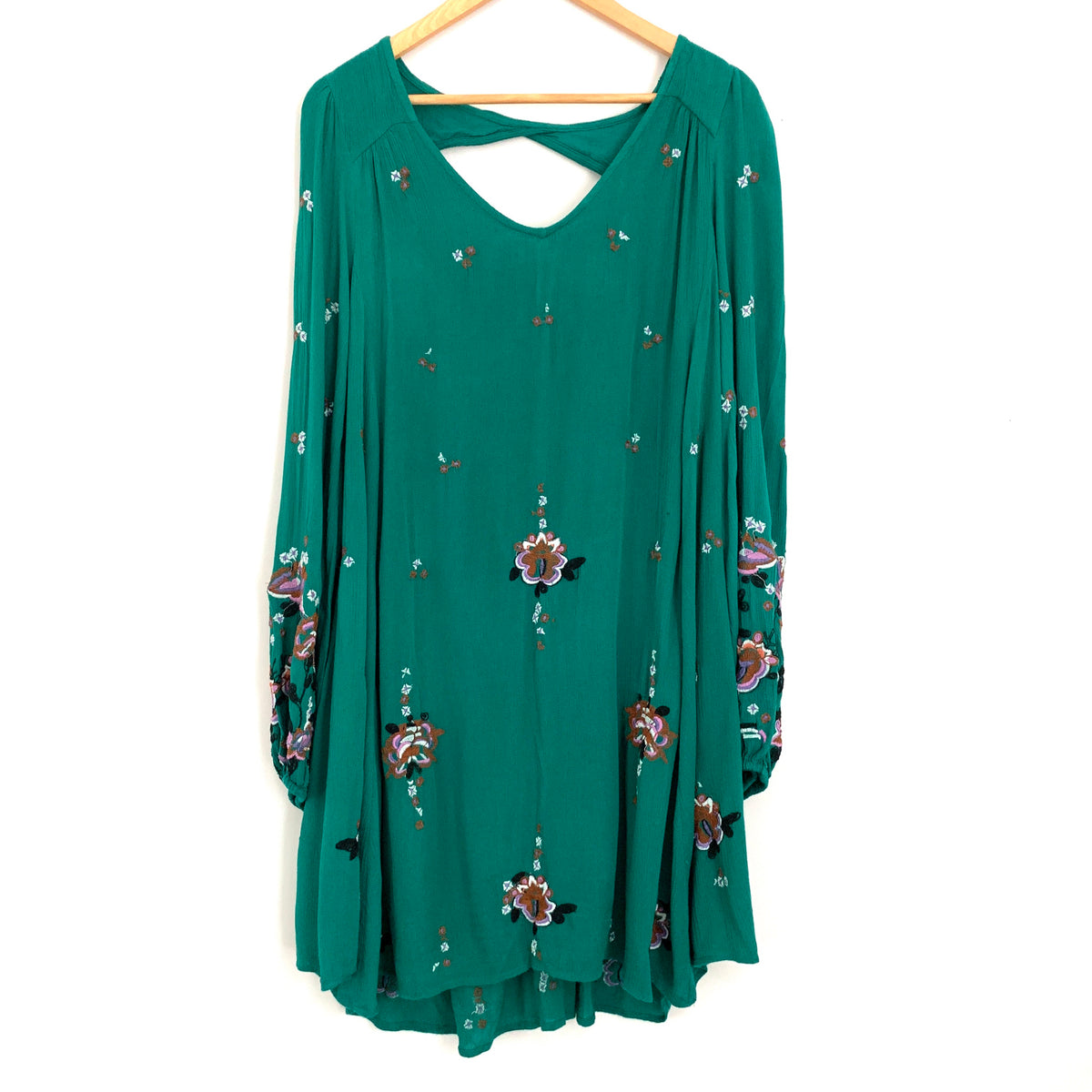 Free People Embroidered Oxford Bubble Sleeve Dress- Size S (see notes) The Saved Collection Free People Embroidered Oxford Bubble Sleeve Dress- Size S (see notes) The Saved Collection