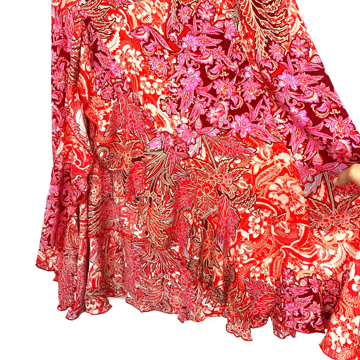 Intimately Free People Red Paisley Print Side Smocked Bodice Front Sli –  The Saved Collection