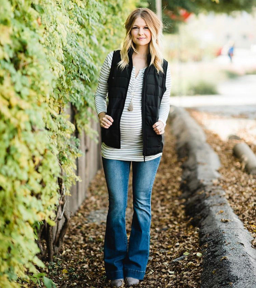 Kenneth Cole Reaction Black Down Vest with Faux Fur Collar- Size S