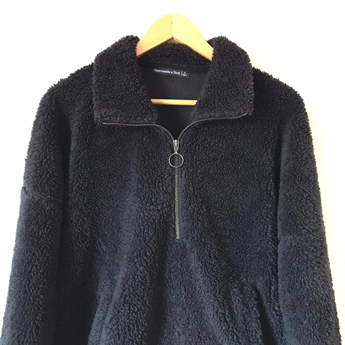 Abercrombie Fitch Black Sherpa Fleece Half Zip Pullover- Size S