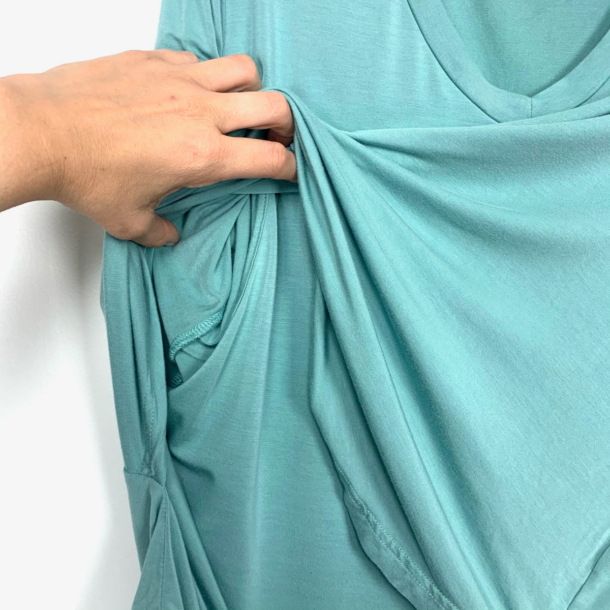 Latched Mama Sea Foam Nursing Top- Size M – The Saved Collection