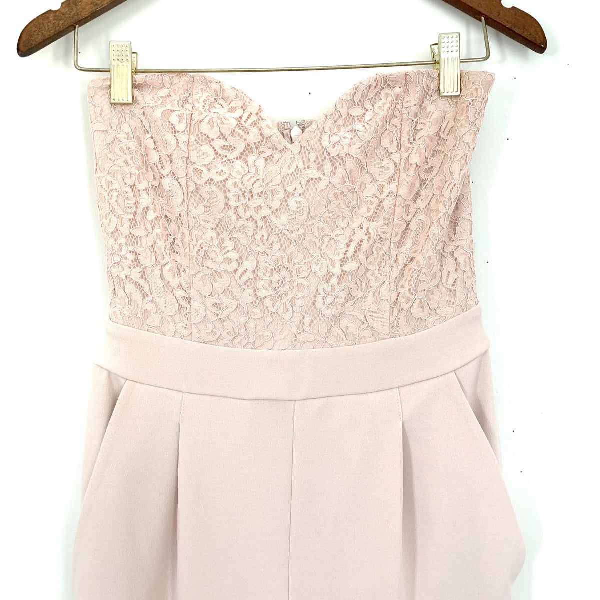 Express Light Pink Lace Bodice Strapless Jumpsuit NWT- Size 2 – The Saved  Collection