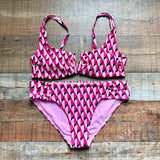 Time and Tru Pink Printed Bikini Bottoms NWOT- Size M (new with liner, sold out online, we have matching top)