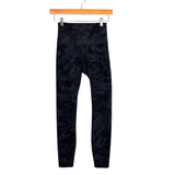 Lululemon Black Camo Leggings - Size 4 (Inseam 25")