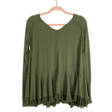 We the Free Moss Ribbed Exposed Seam Mesh Hem Top NWT- Size XS (sold out online)