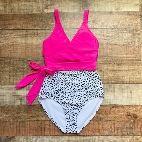 M Hot Pink/Animal Print Padded One Piece Belted Swimsuit- Size S