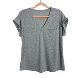 Cupshe Heather Gray Roll Sleeve Pocket V-Neck Tee- Size M