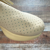 Native Bone White Apollo 10 Sneakers NWT- Size Women 7/Men 6 (see notes)