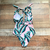 Cupshe Pink Palm Print Padded Plunge One Piece NWT- Size S