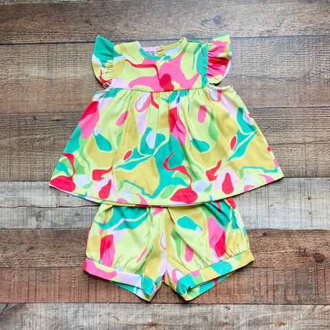 Grace & James Red/Green/Pink/Yellow Patterned Top and Shorts Set- Size 3T (sold as a set)