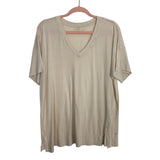 Zella Cream V Neck Tee - Size M