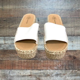 No Boundaries White Strap Espadrille Platform Sandals- Size 7.5 (sold out online)