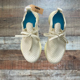 Native Bone White Apollo 10 Sneakers NWT- Size Women 7/Men 6 (see notes)