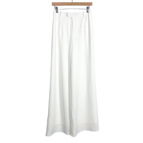 Missguided White Textured Wide Leg Pants- Size 6 (Inseam 33”)