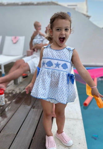 The Smocking Place Blue and White Polka Dot Smocked Shell Short Set- Size 3T (see notes)