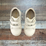 L'amour White Scalloped Sneakers - Size 9 Toddler