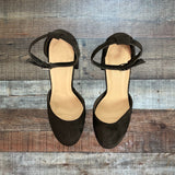 Scoop Black Suede Zolie Platform Heels- Size 7.5 (see notes)