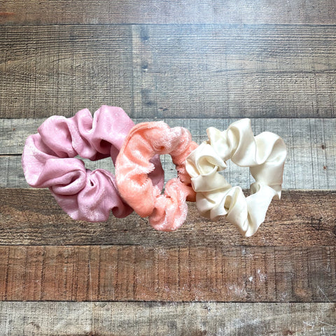 No Brand Set of Three Scrunchies (Pinks and Cream)