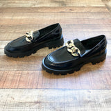 Dream Pairs Black Gold Chain Chunky Loafers- Size 8 (BRAND NEW CONDITION, sold out online)