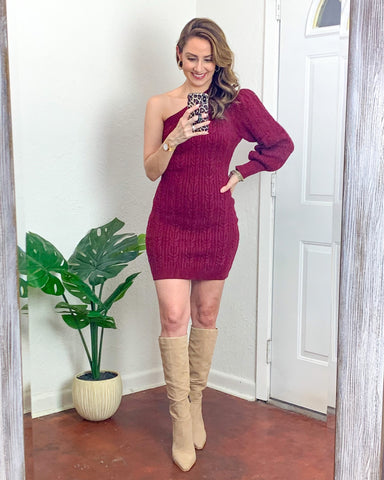 Entro Maroon Cable Knit One Shoulder Sweater Dress NWT- Size S