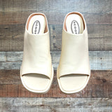 Scoop Light Yellow Flared Heel Open Toe Mule Sandals- Size 7.5 (Brand New, sold out online)