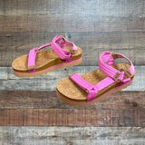 Reef Pink Strap with Cork Footbed Sandals- Size 7 (Like New Condition)