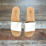 No Boundaries White Strap Espadrille Platform Sandals- Size 7.5 (sold out online)