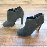 Pre-Owned Chanel Dark Gray Glitter Suede with Chain Trim Booties- Size 40 (see notes)