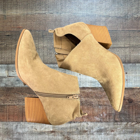 Qupid Tan Booties - Size 7 (See Notes)