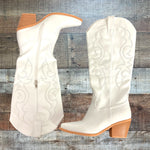 No Brand Cream Cowgirl Boots- Size 9 (see notes)
