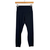 Lululemon Black Emboss Leggings - Size 6 (Inseam 23")
