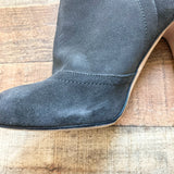 Pre-Owned Chanel Dark Gray Glitter Suede with Chain Trim Booties- Size 40 (see notes)