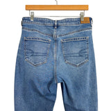 American Eagle Strigid Medium Wash Ripped Knee Mom Jeans- Size 10 (Inseam 29”)