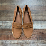 TOMS Brown Loafers- Size 8 (LIKE NEW)