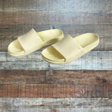 Native Spencer Wanderfoam Slide Sandals- Size ~7 (see notes)