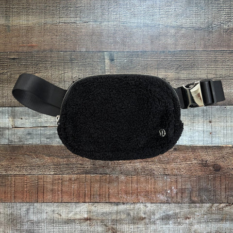 Lululemon Black Sherpa Fleece Belt Bag