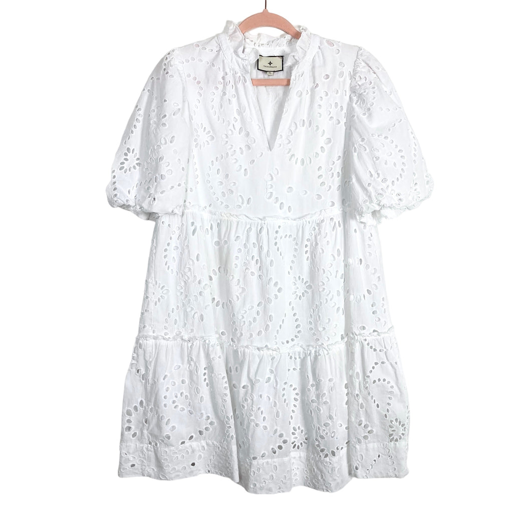Tuckernuck White Eyelet Lace Overlay V-Neck with Puff Sleeves Dress- S – The Saved Collection Tuckernuck White Eyelet Lace Overlay V-Neck with Puff Sleeves Dress- S – The Saved Collection