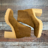 Dolce Vita Camel H20 Waterproof Suede Chunky Booties- Size 8.5 (LIKE NEW)