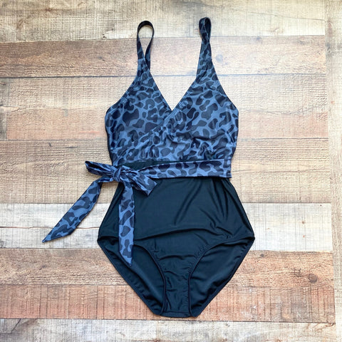 M Grey and Black Animal Print Padded One Piece Belted Swimsuit- Size S