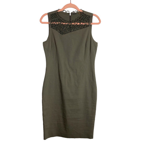 Elie Tahari Grey Linen Crochet Neckline Dress- Size 6 The Saved Collection Elie Tahari Grey Linen Crochet Neckline Dress- Size 6 The Saved Collection