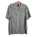 GAP Blue and White Striped Front Pocket Standard Fit Stretch Top- Size XL