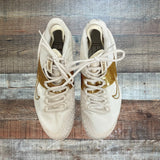 Pre-Owned Nike Court Zoom Zero Gold Sparkle Sneakers- Size 9 (see notes)