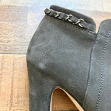 Pre-Owned Chanel Dark Gray Glitter Suede with Chain Trim Booties- Size 40 (see notes)