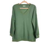 Ekouaer Green Waffle Knit V-Neck Top and Shorts Set- Size S (sold as a set)