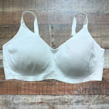 Nike White Dri-Fit Bra- Size L (C-E)