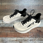 Altra Running White/Black Sneakers - Size 7.5 (See Notes)