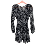 No Brand (Jane Fashion) Black and White Floral Sheer Top and Sleeve Dress- Size S